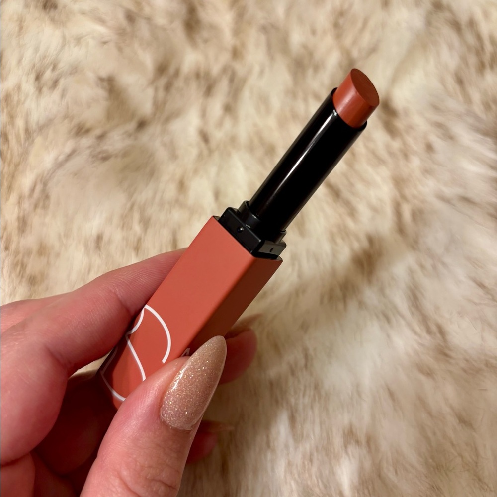 NWT NARS Powermatte Lipstick - Free Bird - Picture 2 of 6